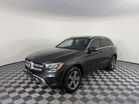 Used 2020 Mercedes-Benz GLC 300 4MATIC image 3