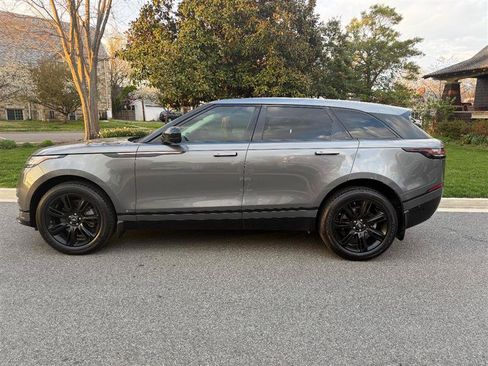 Used 2018 Land Rover Range Rover Velar R-Dynamic SE AWD/4WD image 13