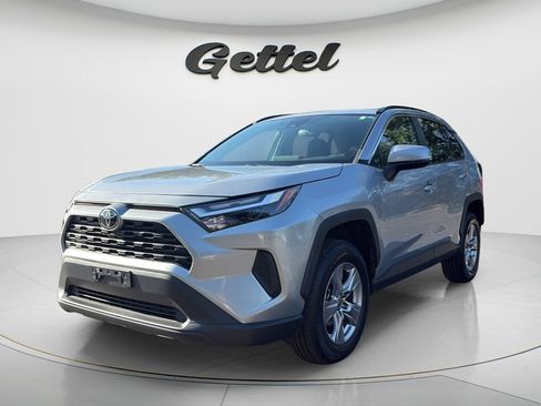 Used 2023 Toyota RAV4 XLE w/ Convenience Package FWD image 1