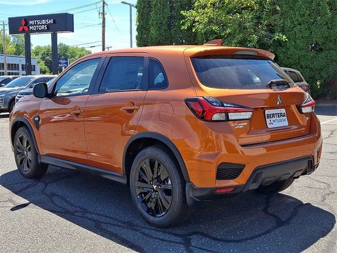 New 2025 Mitsubishi Outlander Sport LE image 3