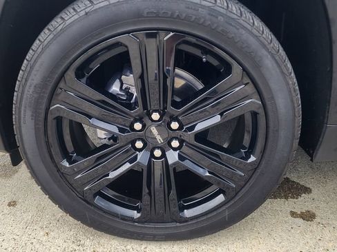 Used 2025 GMC Acadia Elevation w/ Elevation Premium Package FWD image 8