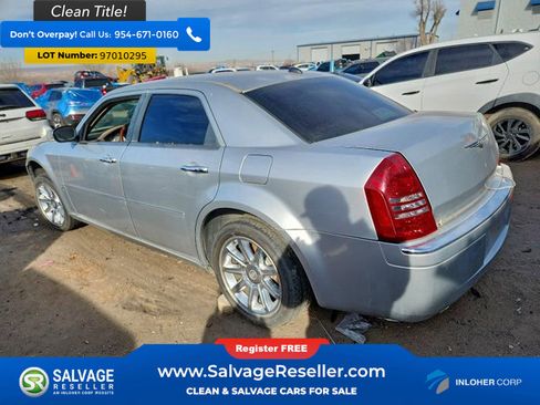 Used 2005 Chrysler 300 C w/ Navigation & Sound Group II image 3