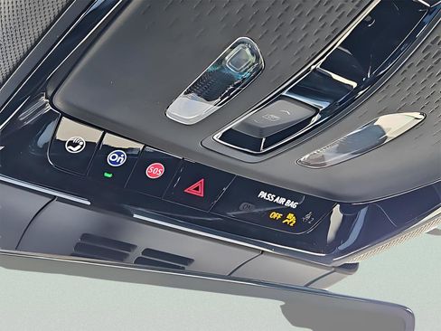 New 2025 Cadillac Optiq Sport 1 w/ LPO, ONYX Package image 11