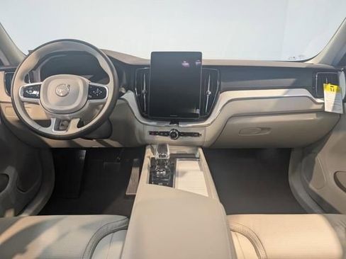New 2026 Volvo XC60 T8 Ultra w/ Protection Package Premier image 13