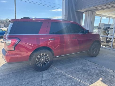 Used 2021 Ford Expedition Limited image 1