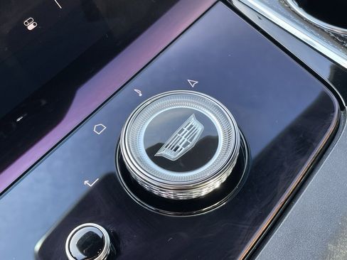 Used 2025 Cadillac Escalade IQ Sport 1 image 18