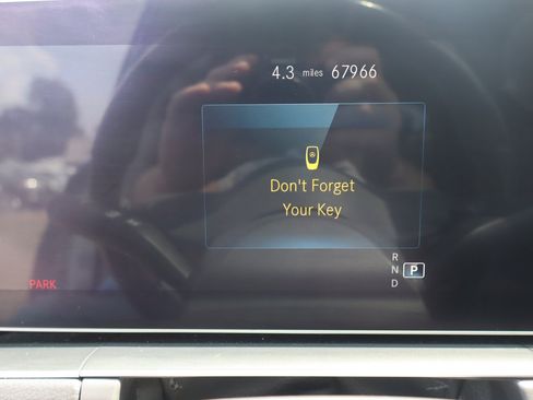 Used 2020 Mercedes-Benz GLS 450 4MATIC image 10