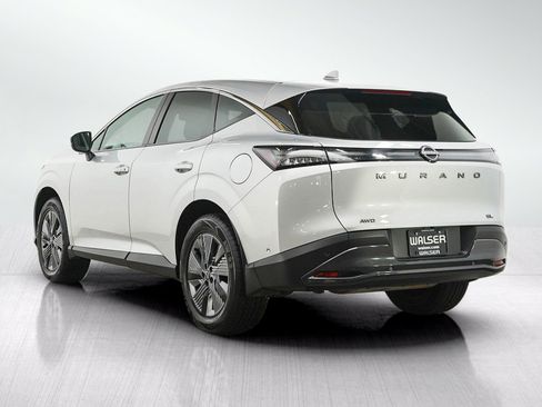 Used 2025 Nissan Murano SL AWD/4WD image 3