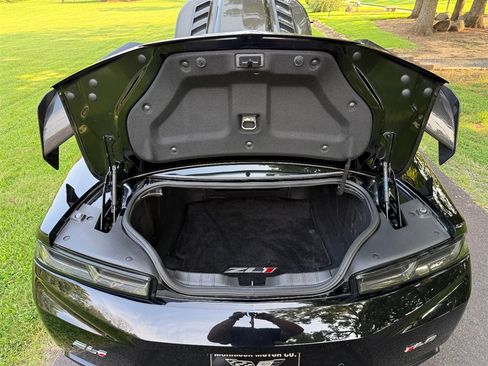Used 2018 Chevrolet Camaro ZL1 RWD image 56