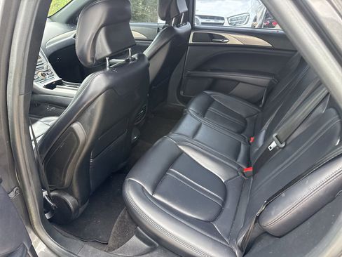 Used 2018 Lincoln MKZ Premiere FWD image 10