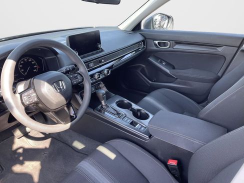 Used 2023 Honda Civic LX image 4