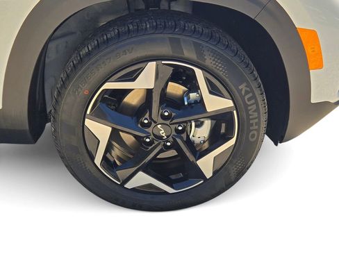 New 2026 Kia Seltos S FWD image 6