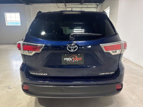 Used 2014 Toyota Highlander Limited AWD/4WD image 6