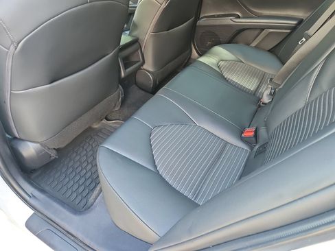 Used 2023 Toyota Camry SE FWD image 33