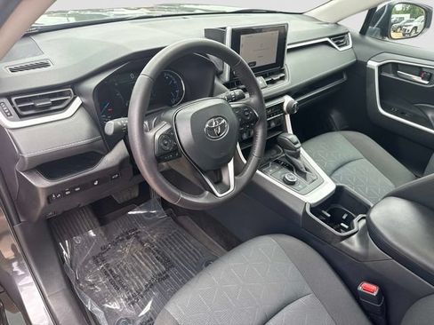 Used 2025 Toyota RAV4 XLE w/ Convenience Package AWD/4WD image 14