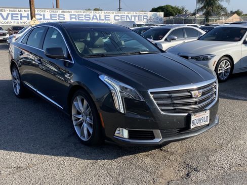 Used 2018 Cadillac XTS Premium Luxury FWD image 6