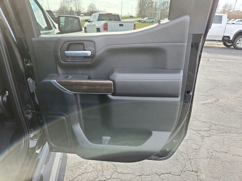 Used 2021 Chevrolet Silverado 1500 LT Trail Boss w/ Convenience Package II image 67