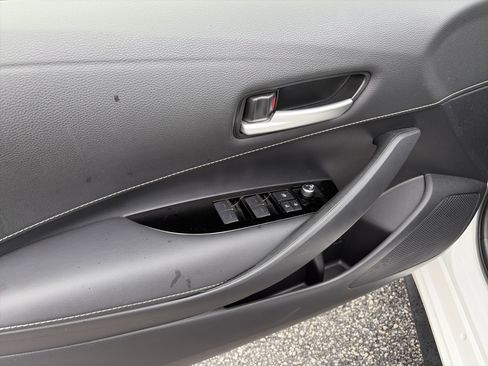 Used 2020 Toyota Corolla SE FWD image 17