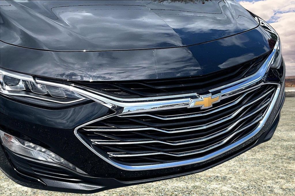 Used 2024 Chevrolet Malibu LT FWD image 33