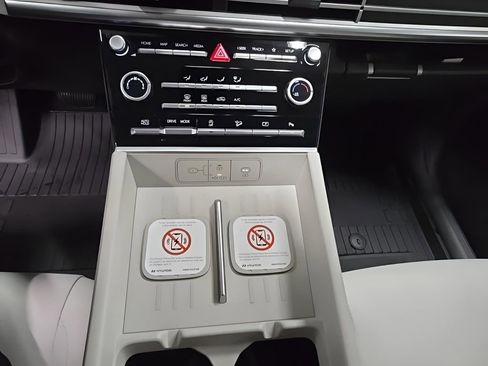 New 2026 Hyundai Santa Fe SE FWD image 27