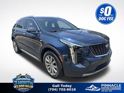 Used 2022 Cadillac XT4 Premium Luxury w/ Enhanced Visibility Package FWD image 1