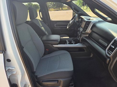 Used 2024 RAM 2500 Big Horn w/ Off Road Package AWD/4WD image 8