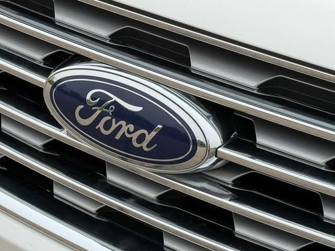 Certified 2024 Ford Edge Titanium AWD/4WD image 26