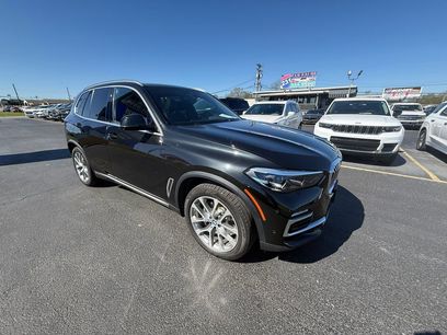 Used 2019 BMW X5 xDrive40i w/ Premium Package 2