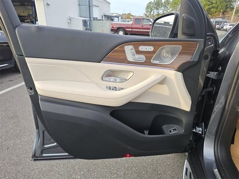 New 2026 Mercedes-Benz GLE 450 4MATIC image 11