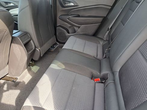 Used 2025 Chevrolet Trax LT image 22