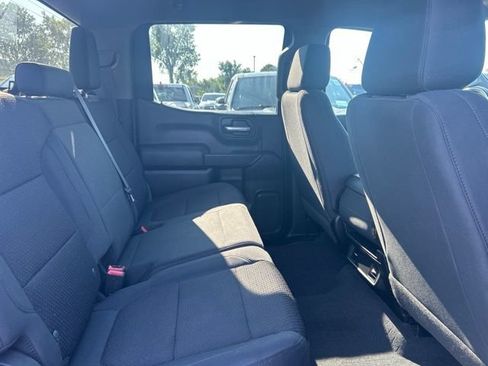 Used 2019 Chevrolet Silverado 1500 Custom w/ Custom Value Package AWD/4WD image 8
