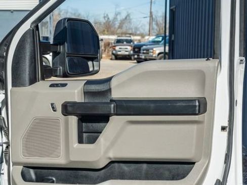 Used 2020 Ford F350 XL w/ Power Equipment Group image 35