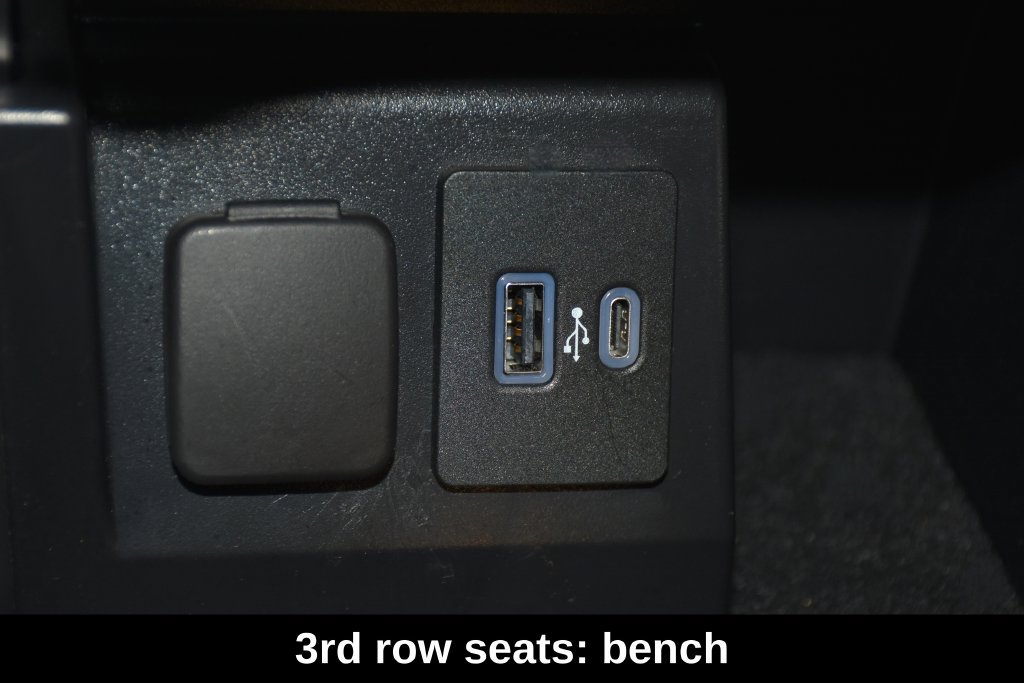 Used 2022 Ford Explorer XLT AWD/4WD image 22