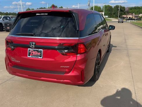 Used 2025 Honda Odyssey Sport-L image 8