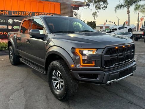 Used 2018 Ford F150 Raptor w/ Equipment Group 802A Luxury AWD/4WD image 18