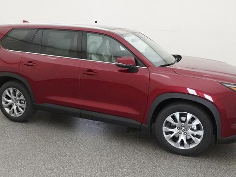 New 2026 Toyota Grand Highlander Limited AWD/4WD image 12