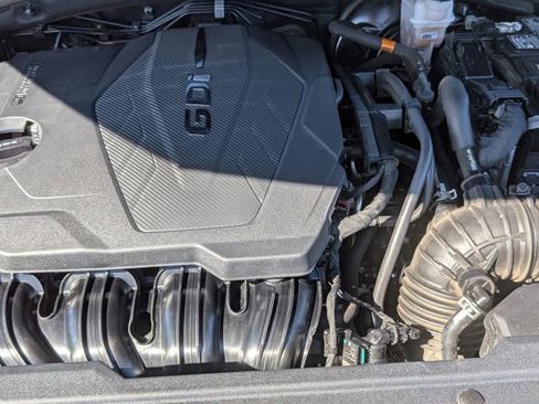 Used 2024 Kia Sportage SX image 24