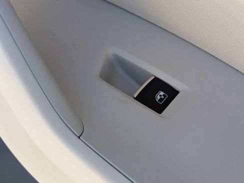 New 2026 Volkswagen Jetta SE image 33