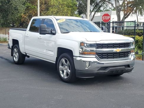 Used 2018 Chevrolet Silverado 1500 LT w/ All Star Edition image 7