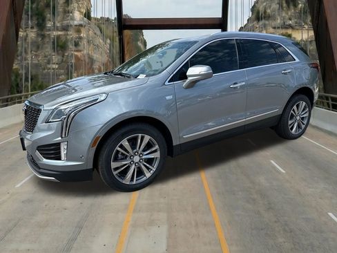 New 2026 Cadillac XT5 Premium Luxury w/ Driver Assist Package FWD image 3