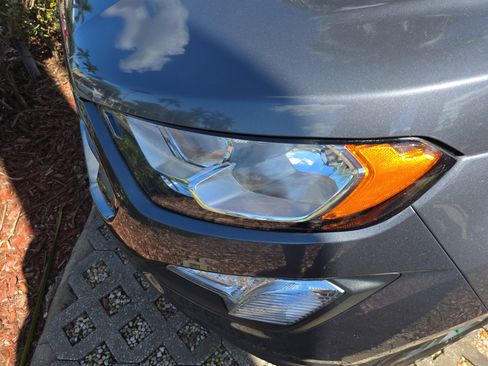 Used 2021 Ford EcoSport S image 10