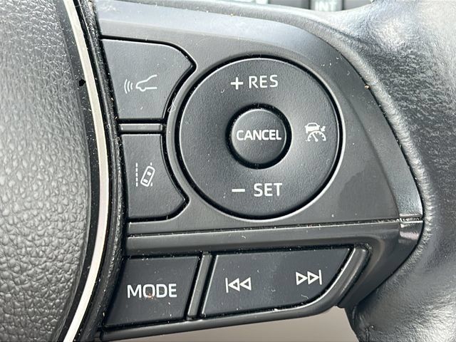 Used 2022 Toyota Corolla Cross LE FWD image 20