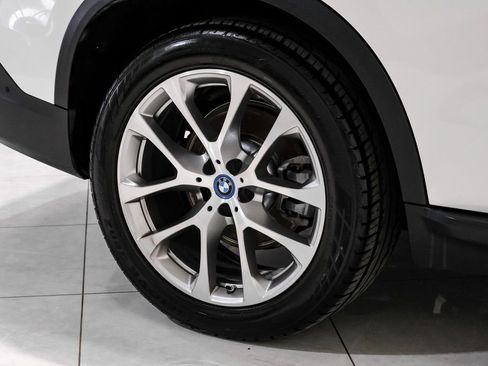 Used 2023 BMW X5 xDrive45e image 50