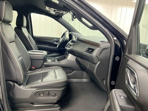 Used 2024 Chevrolet Tahoe Premier AWD/4WD image 22
