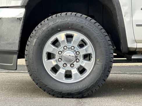 Used 2015 GMC Sierra 2500 SLT w/ Driver Alert Package image 25