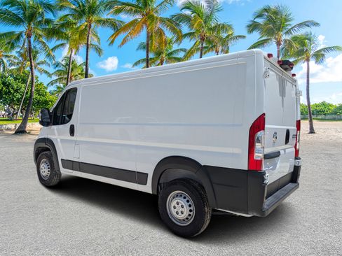 Used 2025 RAM ProMaster 2500 w/ Convenience Group FWD image 6