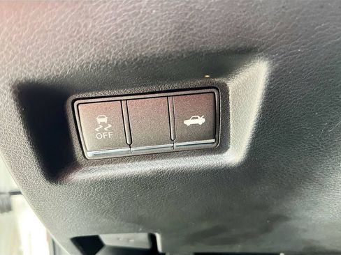 Used 2021 INFINITI Q60 3.0t Luxe w/ Essential Package image 10