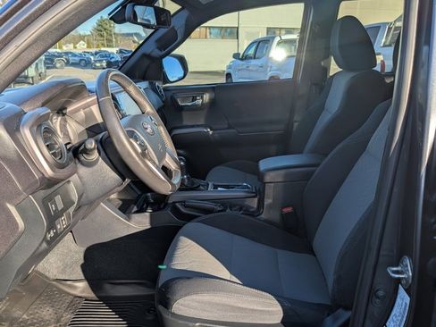 Certified 2020 Toyota Tacoma TRD Off-Road image 15