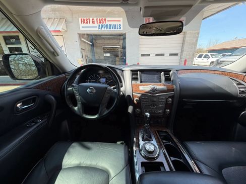 Used 2018 Nissan Armada SL w/ Moonroof Package AWD/4WD image 12