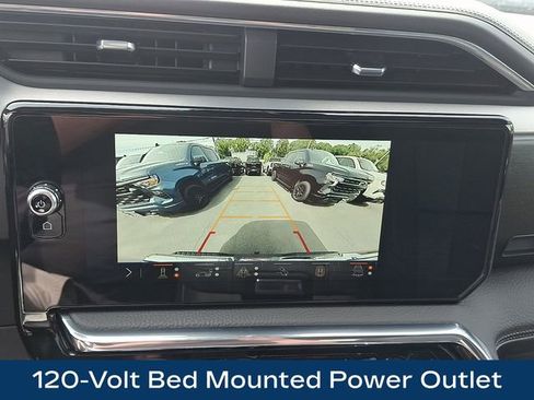 Used 2025 GMC Sierra 1500 Denali AWD/4WD image 11